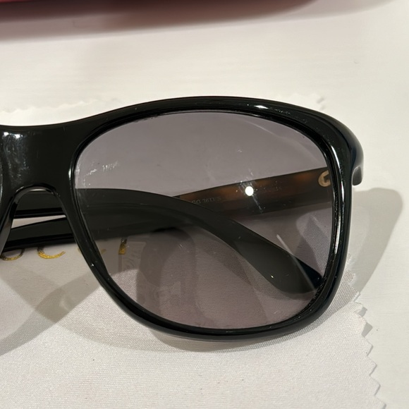 Authentic Gucci Rectangle Sunglasses! Model: GG 3613 - Picture 14 of 16